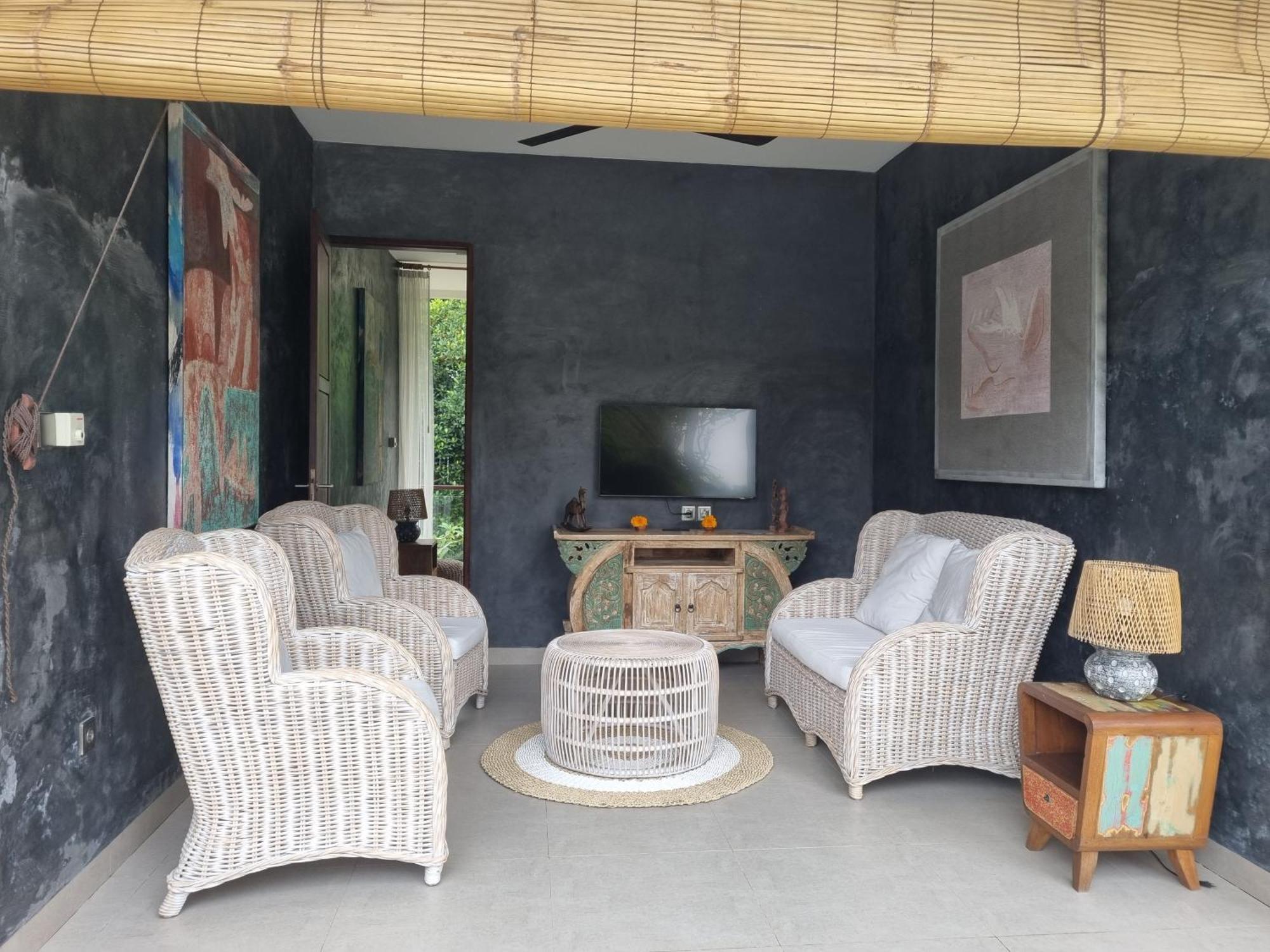 New 4 Bedroom Villa Surrounded By Jungle And Ricefields Убуд Экстерьер фото